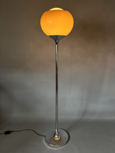 Italian Guzzini “Flash” Floor Lamp floor lamp Antique Lighting 3