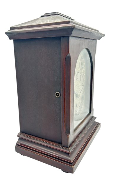 Fabulous Musical Westminster Chime Bracket Clock – 8 Day musical Clock Antique oak plate back dresser. Antique Clocks 11