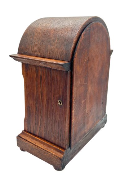 Charming Arched Top Oak case Mantel Clock – ca1900 - Image 13