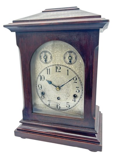 Fabulous Musical Westminster Chime Bracket Clock – 8 Day musical Clock Antique oak plate back dresser. Antique Clocks 10