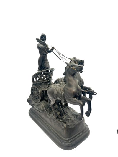 Wonderful Roman Chariots Figural Clock Garnitures – ca 1905 French mantel clock Antique Clocks 8