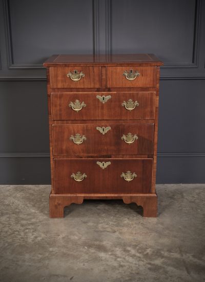 Georgian Mahogany Chest of Small Proportions 18th century chest of drawers Antique Chest Of Drawers 5