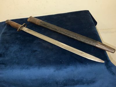 1WW BRITISH BAYONET & SCABBARD Military & War Antiques 6