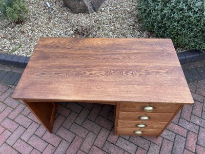 1930s Single Pedestal Oak Desk Antique desk Antique Desks 5