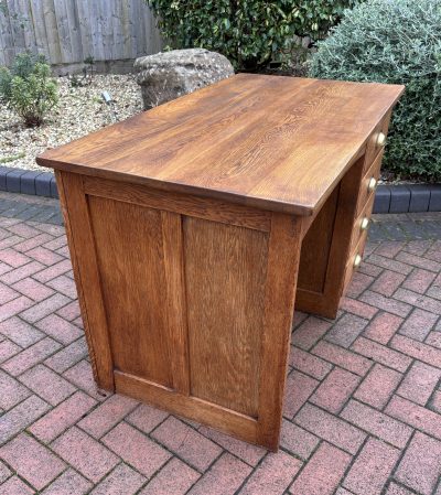 1930s Single Pedestal Oak Desk Antique desk Antique Desks 9