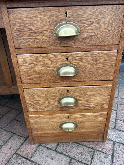 1930s Single Pedestal Oak Desk Antique desk Antique Desks 6