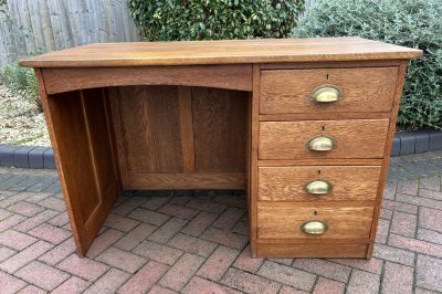 1930s Single Pedestal Oak Desk Antique desk Antique Desks 3