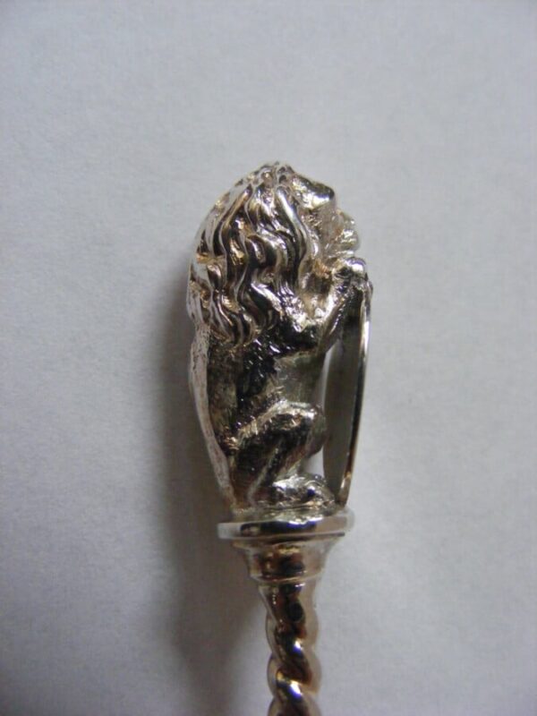 Exquisite CAST silver Heraldic Lion Terminal Spoon Fork set 1871 Female Silversmith Jane Brownett - Image 6