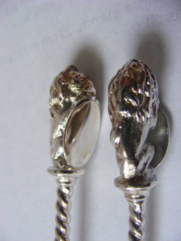 Exquisite CAST silver Heraldic Lion Terminal Spoon Fork set 1871 Female Silversmith Jane Brownett - Image 4