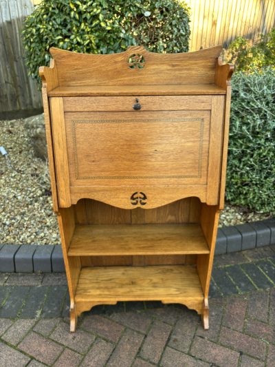 Arts & Crafts Oak Students Bureau Bookcase