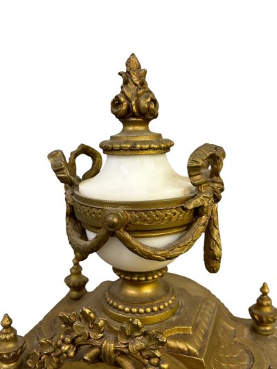 Stunning French Ormolu & Marble Candelabra Mantel Clock set – ca1860 - Image 16