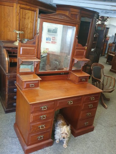 Good Antique Victorian Dressing Table