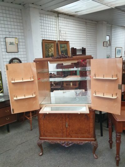 Good Antique 1930's Walnut Cocktail Drinks Cabinet