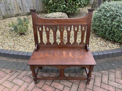 Arts & Crafts Oak Hall Settle by Shapland & Petter