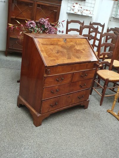 Good Antique Georgian Walnut Writing Desk Bureau - Image 2