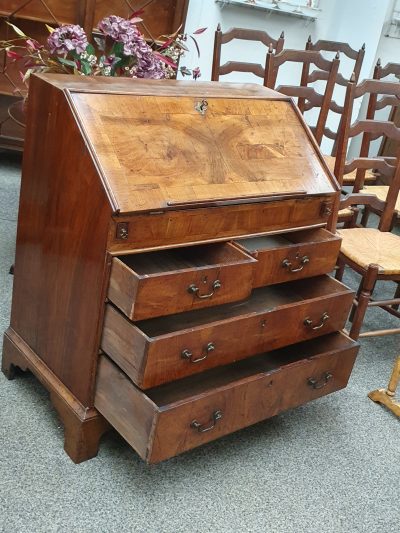 Good Antique Georgian Walnut Writing Desk Bureau - Image 6