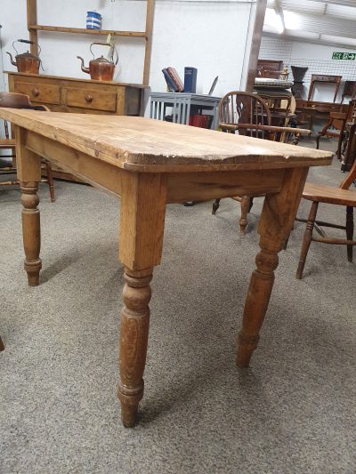 Small Antique Edwardian Pine Kitchen Dining Table Seats 4 - Image 6