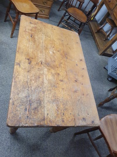 Small Antique Edwardian Pine Kitchen Dining Table Seats 4 - Image 5