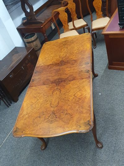 Good 1940's Walnut Dining Table Seats 8 - Image 5