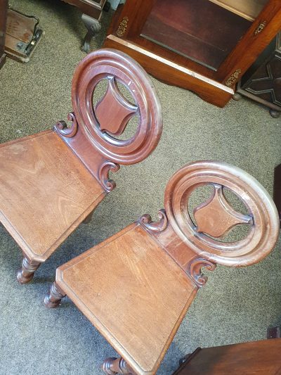 Antique Victorian Pair of Hall Chairs - Image 3