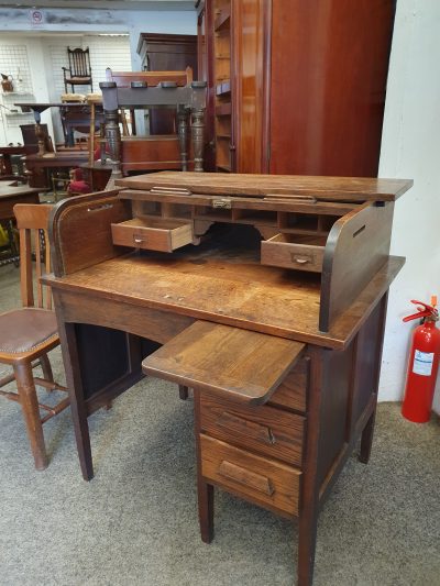 Edwardian Oak Roll Top Desk - Image 6