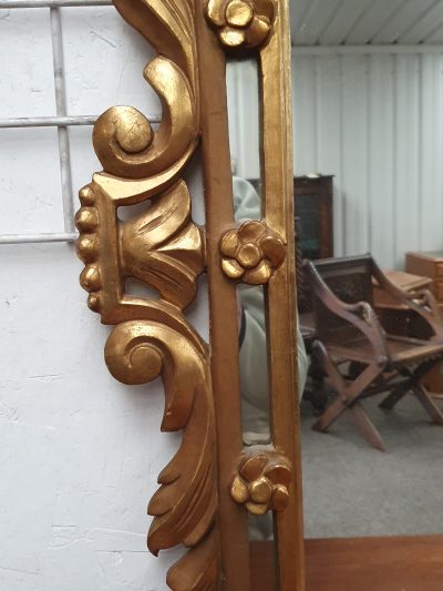 Good 1920's Italian Gilt Mirror - Image 4