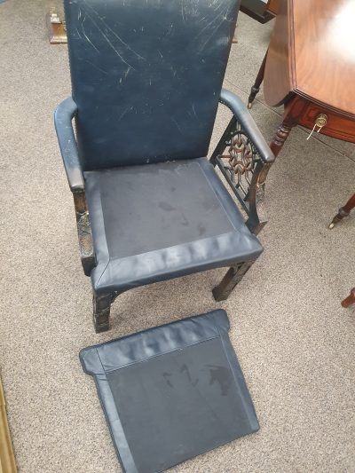 Good 1920's Leather Armchair - Image 10