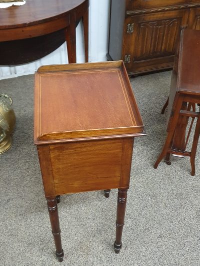 Antique Georgian Bedside Table Cabinet - Image 3