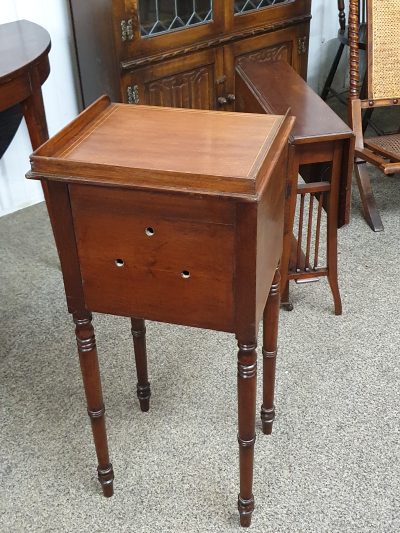 Antique Georgian Bedside Table Cabinet - Image 6