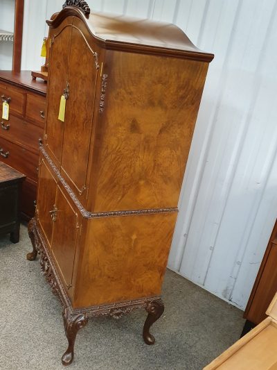 Good Antique 1930's Walnut Cocktail Drinks Cabinet - Image 2