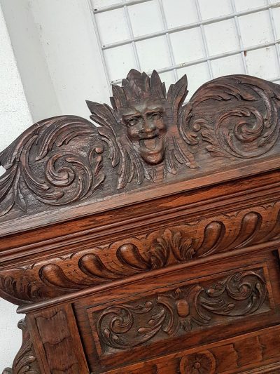 Antique Oak Green Man Hall Stand - Image 4