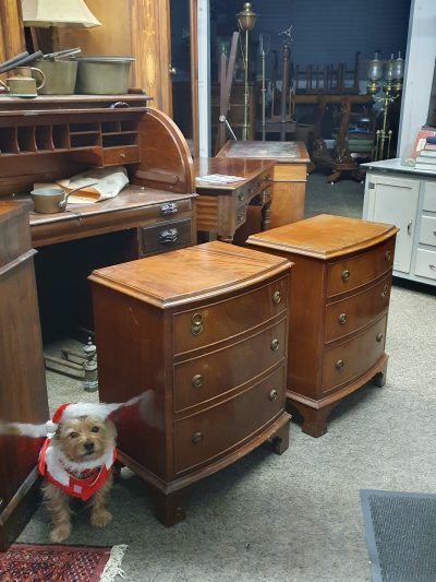 Good Antique Style 1940's Pair of Small Chest of Drawers - Image 8