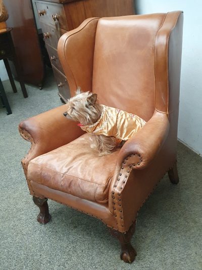 Good Antique Leather Wing Armchair - Image 4