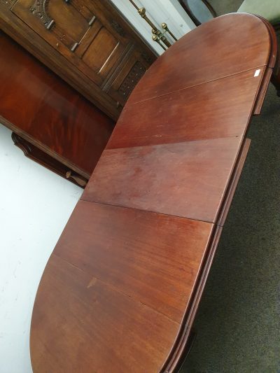 Antique Victorian Extending Dining Table Seats 8 - Image 3