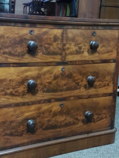 Small Antique Victorian Chest of Drawers - Image 4