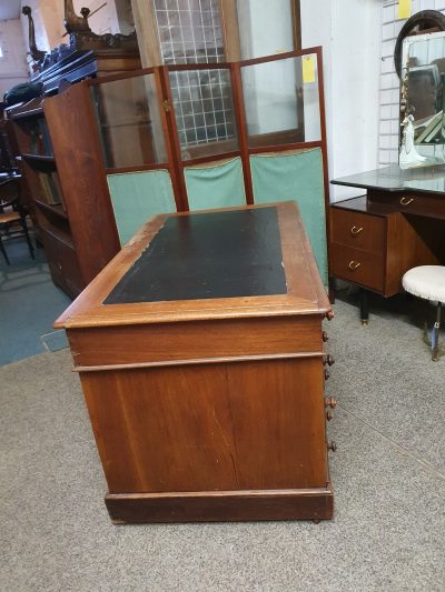 Antique Victorian Oak Desk - Image 2