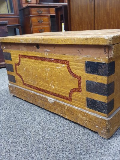 Small Antique Victorian Pine Chest Table - Image 3