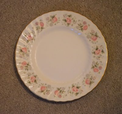 Vintage Minton 'Spring Bouquet' Unused 38 Piece Dinner Service - Image 19