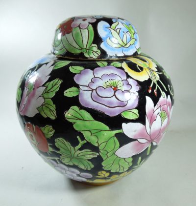 Chinese Hand Painted Enamel Ginger Jar - Image 3