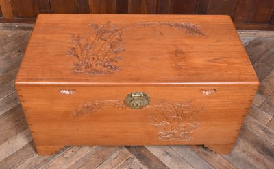 Chinese Camphor Wood Blanket Box SAI3728 - Image 4