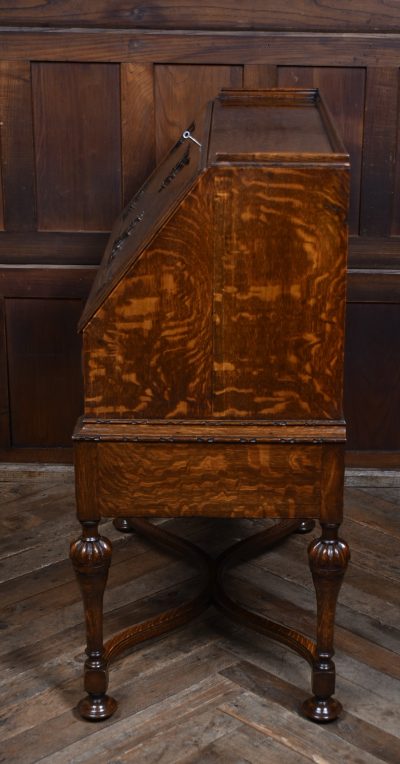 Edwardian Oak Bureau SAI3654 - Image 10