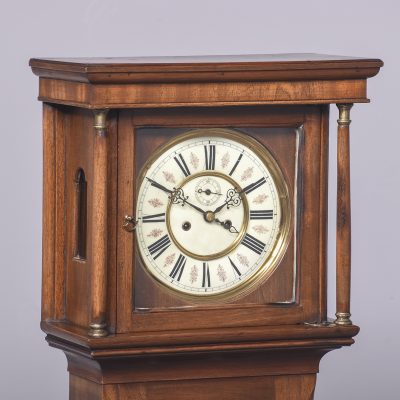 Neat-Sized Mahogany Grandmother Clock In The Georgian Style - Image 2