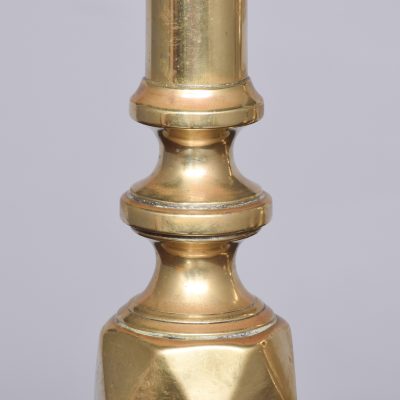 A Pair of Brass ‘King of Diamonds’ Candlesticks - Image 5