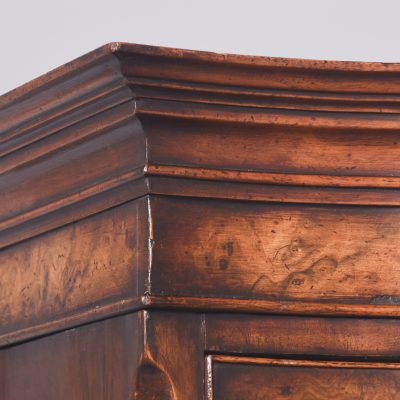 George II Style Burr Walnut Chest on Chest - Image 2