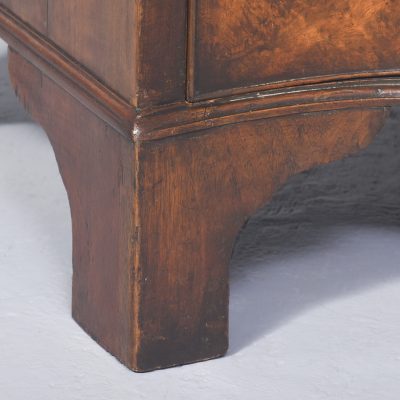 George II Style Burr Walnut Chest on Chest - Image 4