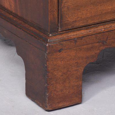 Quality George III Mahogany Chest of Drawers - Image 3