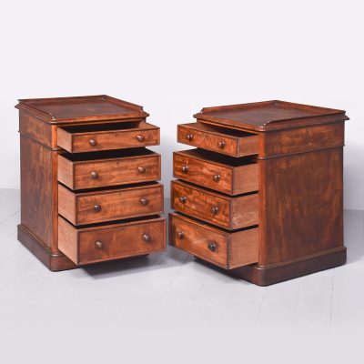 Superb Pair of Mid-Victorian Small Mahogany Chests/Lockers in Flame Spanish Mahogany - Image 7