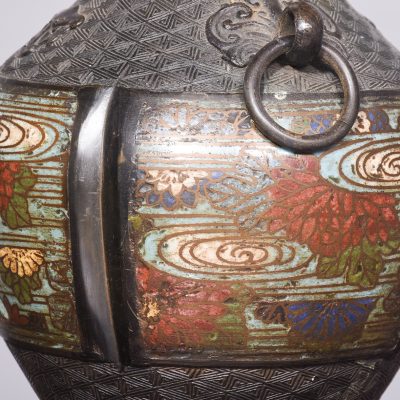 A pair of Qing Dynasty Bronze Lamps - Image 10