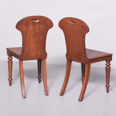 Elegant Pair of George III Mahogany Hall Chairs - Image 7