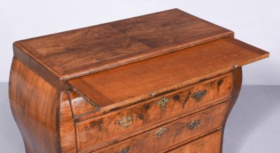 Early 19th Century Dutch Crossbanded Walnut Bombe-Front Chest Of Drawers With Brushing Slide - Image 7